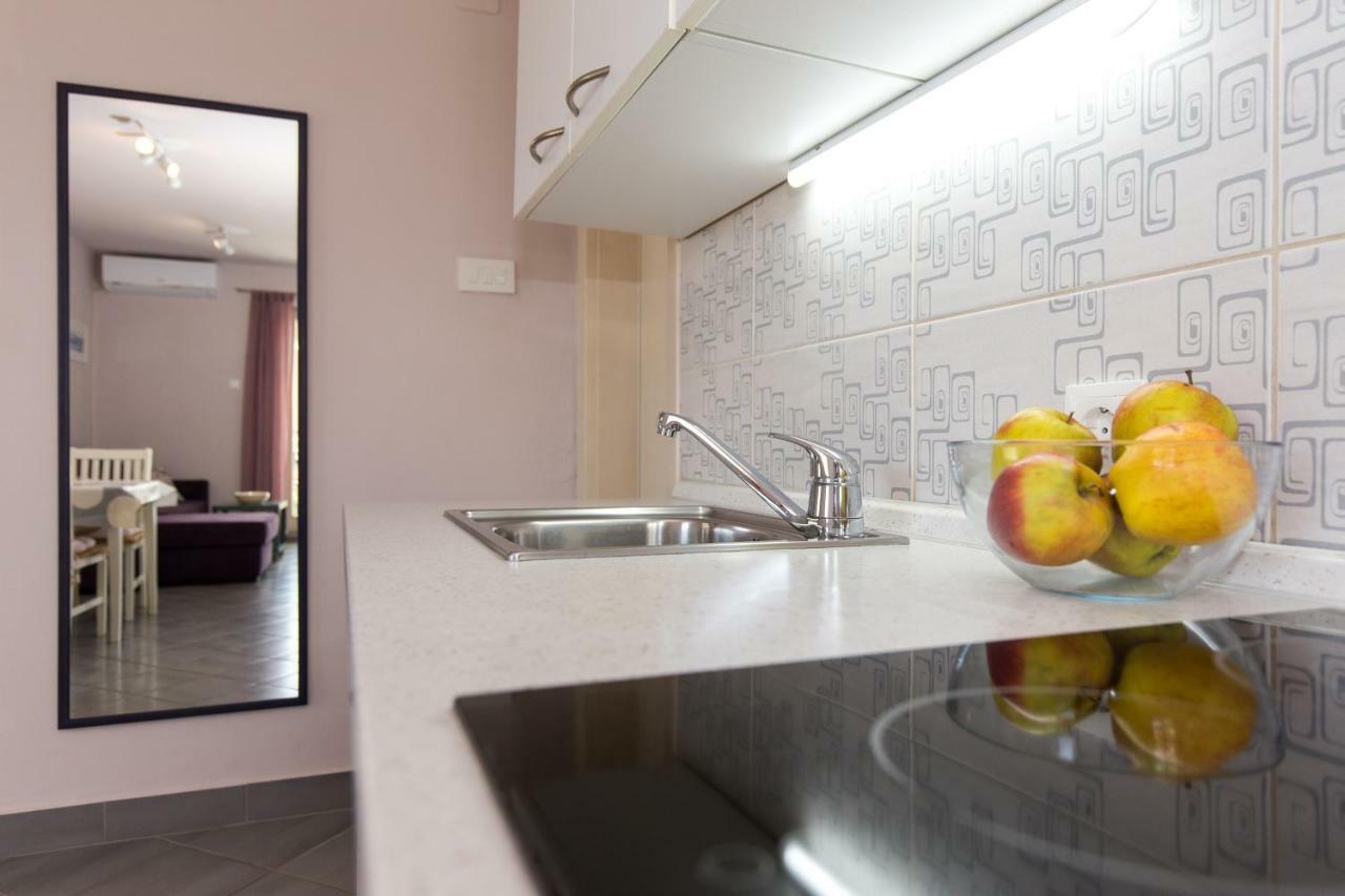Apartments Marta Крк Экстерьер фото
